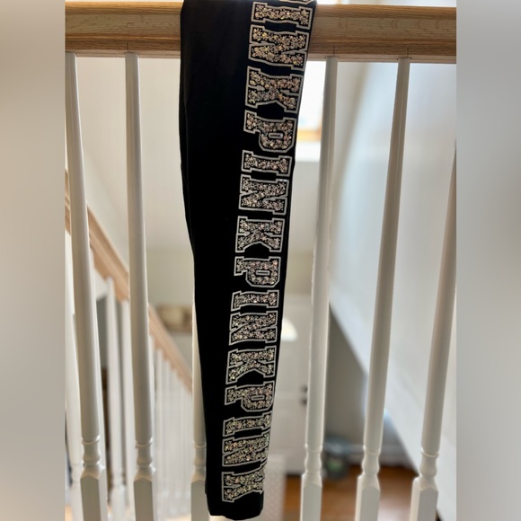 ⭐️PINK VS - Picture 1 of 6